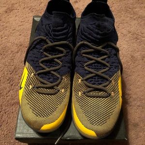 Shoes - Men’s KD 11 Shoes - Men’s KD 11